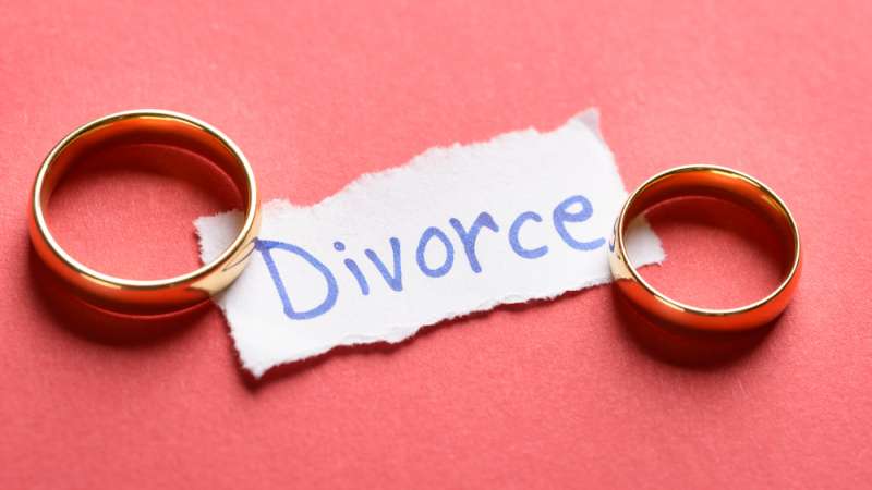 Will Divorce Affect My Social Life? 