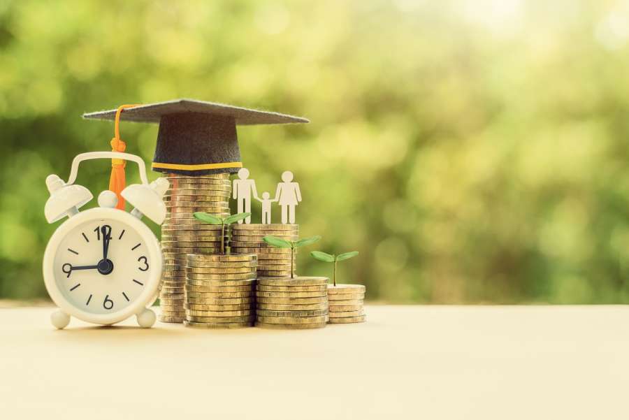 Are there any disadvantages of an Educator Trust