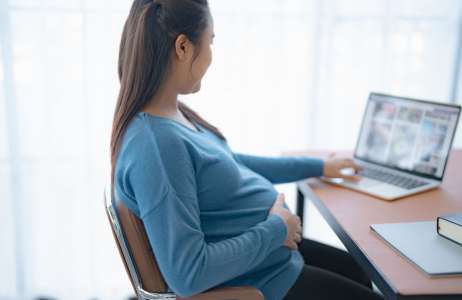 Government Consults on Stronger Dismissal Protections for Pregnant Women and New Mothers