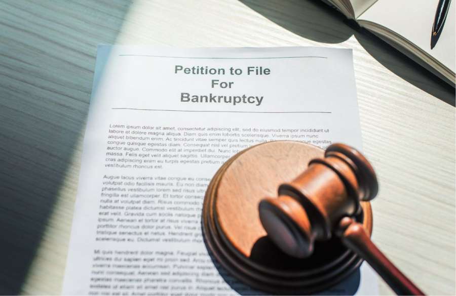 If the debtor dies before bankruptcy