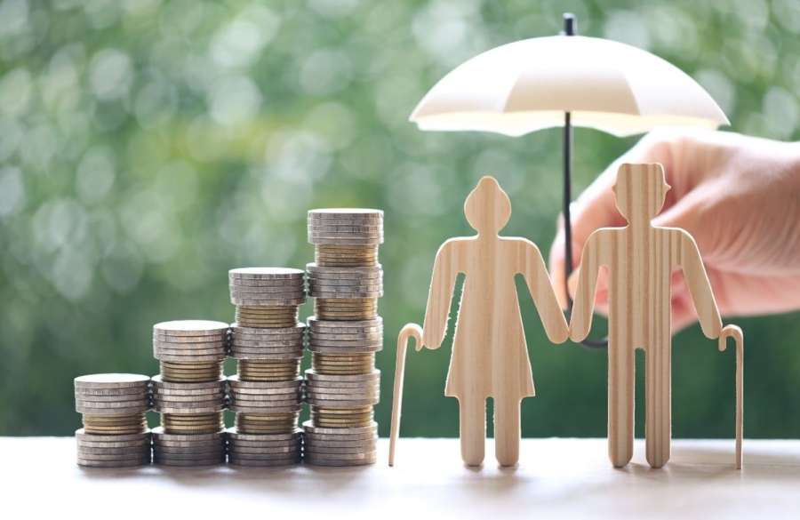 USE What happens if I want to retire as a commercial agent do I get any money