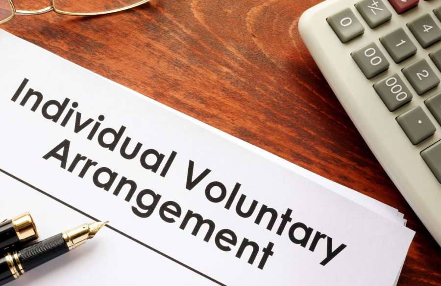 What are the advantages of an IVA