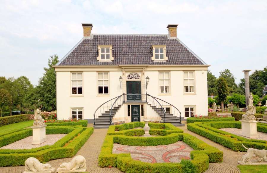 mansion