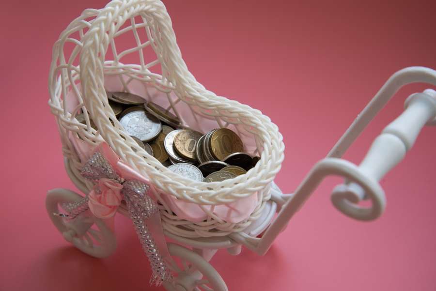 You may still be entitled to maternity pay if you are made redundant v2